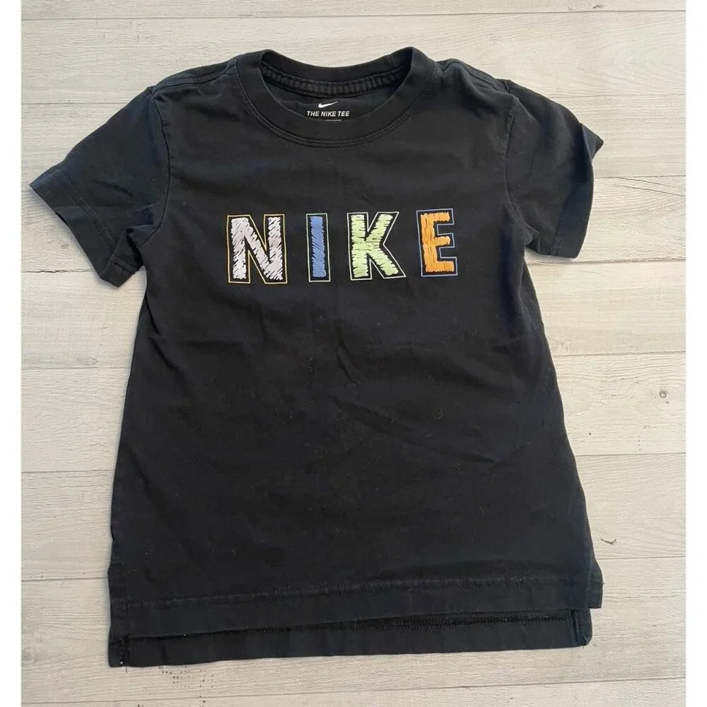 Nike kids shirt size youth x-small